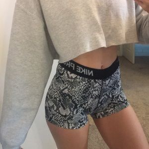 Nike pro workout shorts